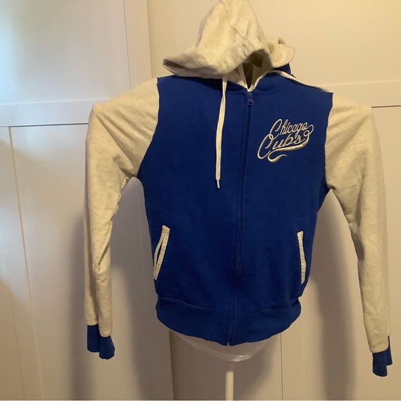 Chicago Cub’s blue and white jacket (size small) - Picture 2 of 10